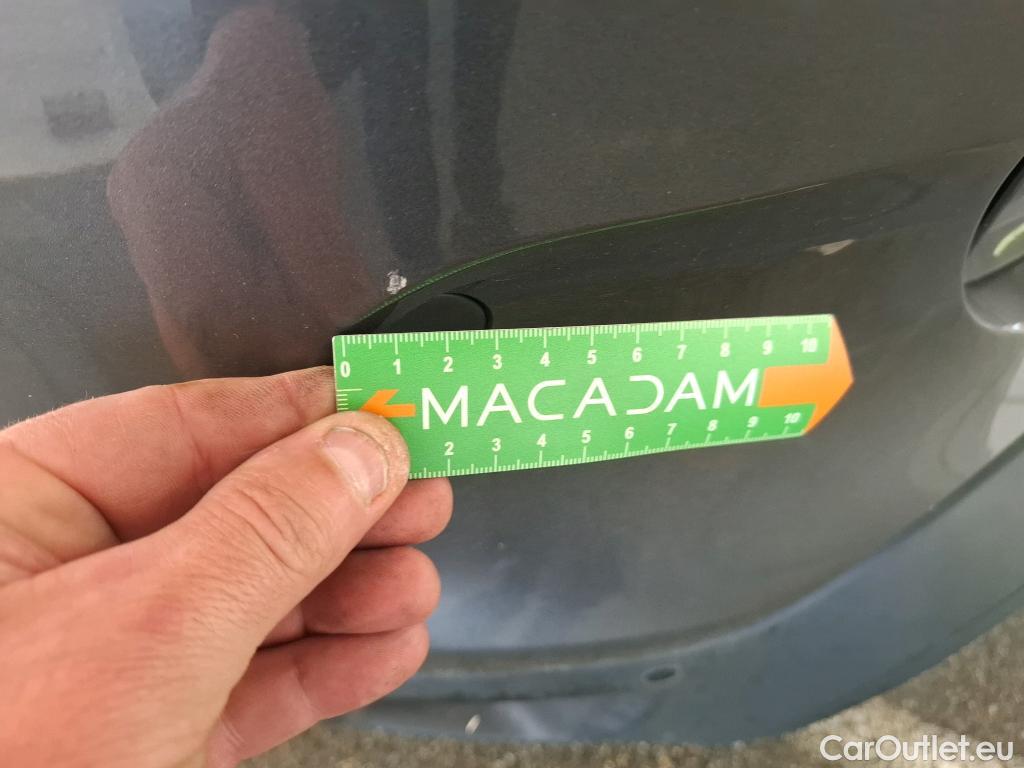  Citroen  C5 CITROEN  Aircross / 2018 / 5P / SUV Hybrid 225 ë-EAT8 Shine Pack #19