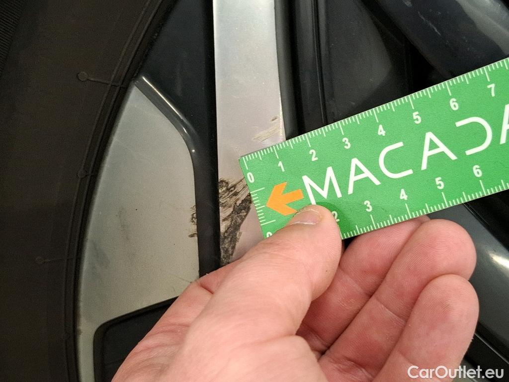  Citroen  C4  Berline Shine 1.2 PureTech 130CV BVM6 E6d #65