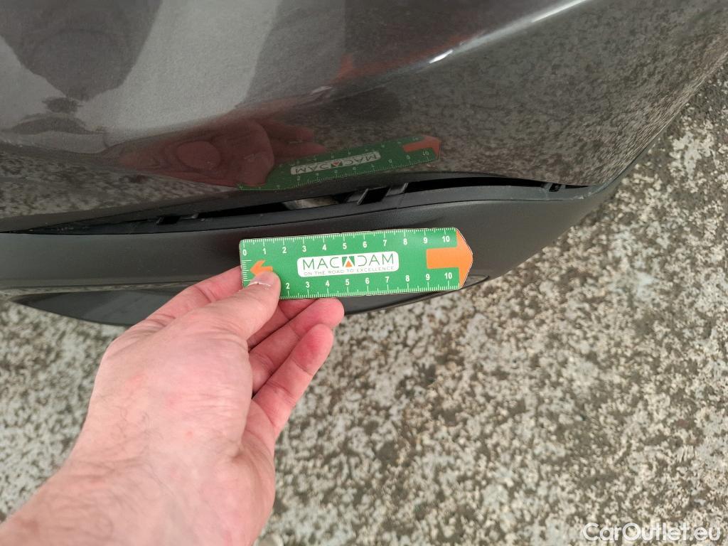  Citroen  C4  Berline Feel Pack 1.2 PureTech 130CV BVM6 E6d #12