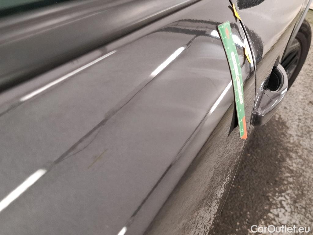  Citroen  C4  Berline Feel Pack 1.2 PureTech 130CV BVM6 E6d #8