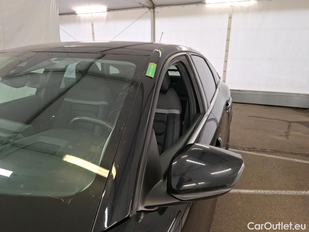  Citroen  C4  Berline Shine 1.2 PureTech 130CV BVM6 E6d #101