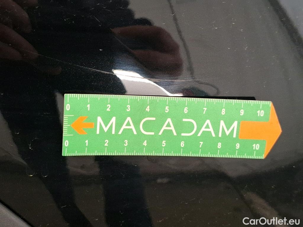  Citroen  C4  Berline Shine 1.2 PureTech 130CV BVM6 E6d #36