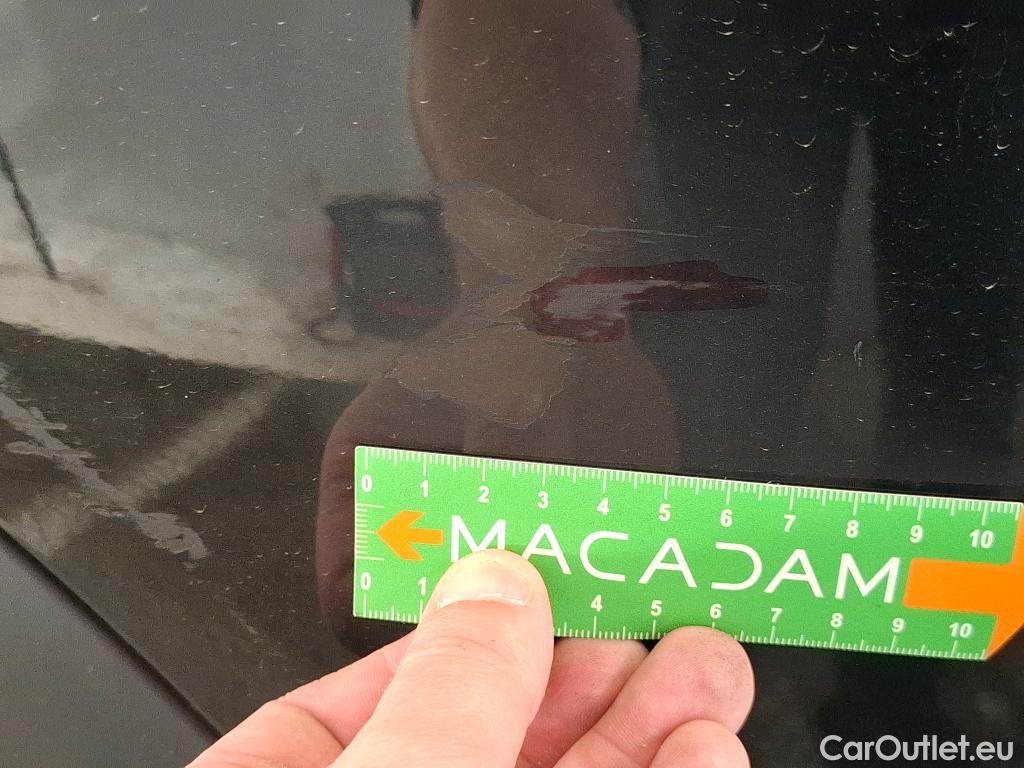  Citroen  C4  Berline Shine 1.2 PureTech 130CV BVM6 E6d #31