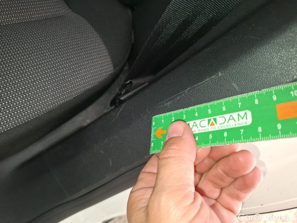  Citroen  C3 CITROEN  5p Berline BlueHDi 75 S&S BVM Feel Business #11