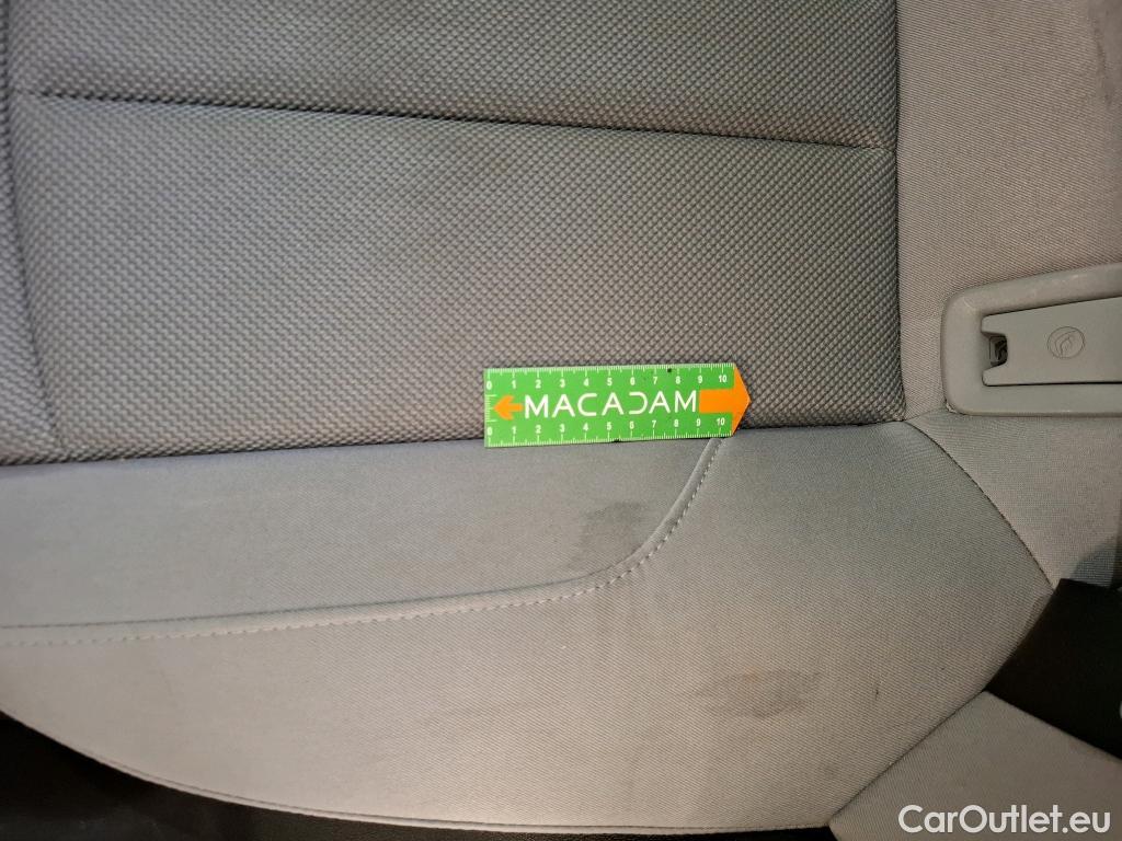  Audi  A4 AUDI  Avant / 2019 / 5P / Break 35 TDI 163 S tronic Business line #35