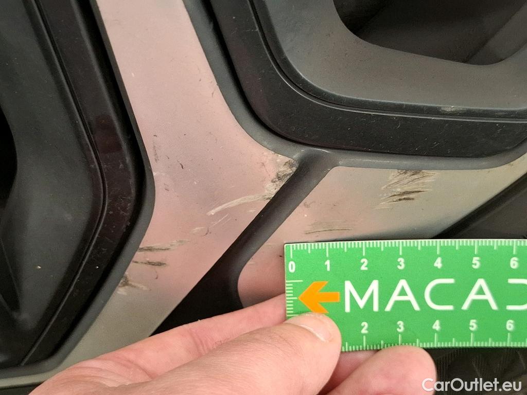  Citroen  C4  Berline Shine 1.2 PureTech 130CV BVM6 E6d #58