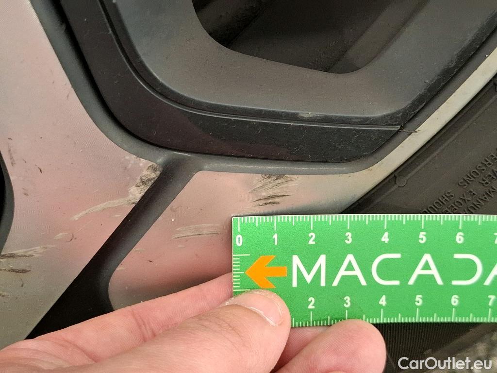  Citroen  C4  Berline Shine 1.2 PureTech 130CV BVM6 E6d #57