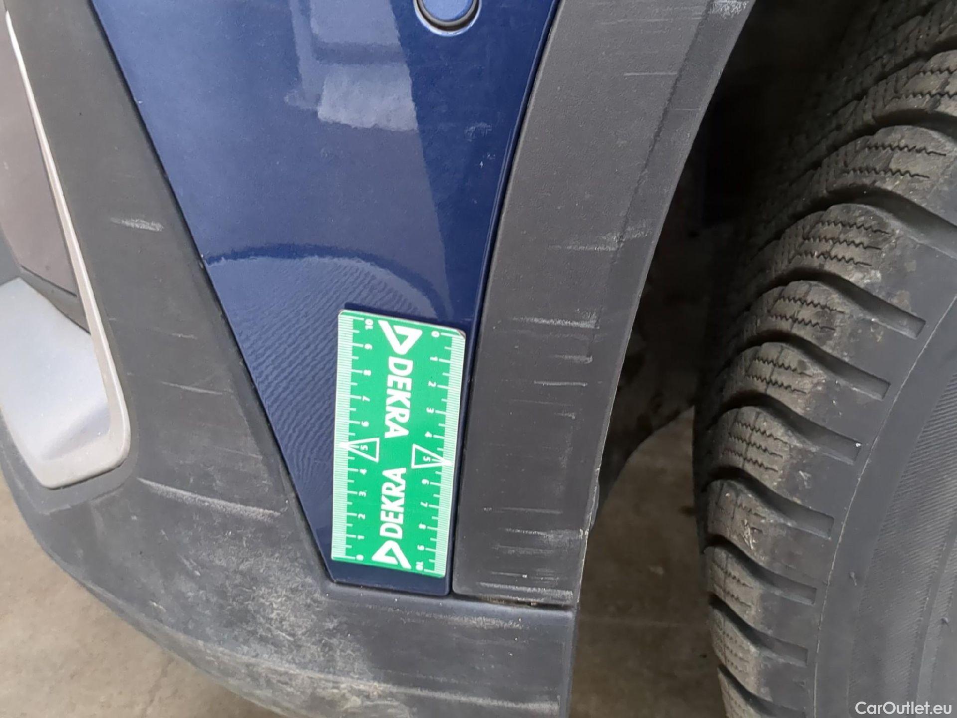  Bmw  X1 BMW  / 2022 / 5P / SUV sDrive18d Business Design DKG7 #13