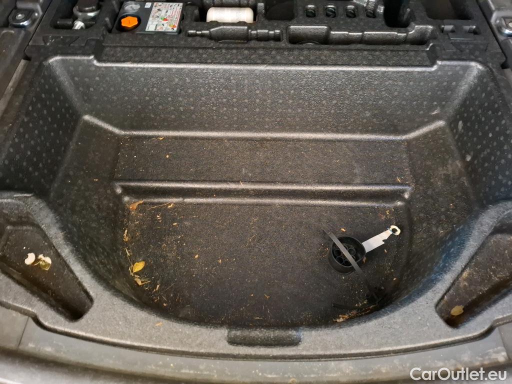  Land Rover  Discovery LAND ROVER  Sport / 2019 / 5P / SUV 1.5 P300e PHEV AUTO 4WD #8