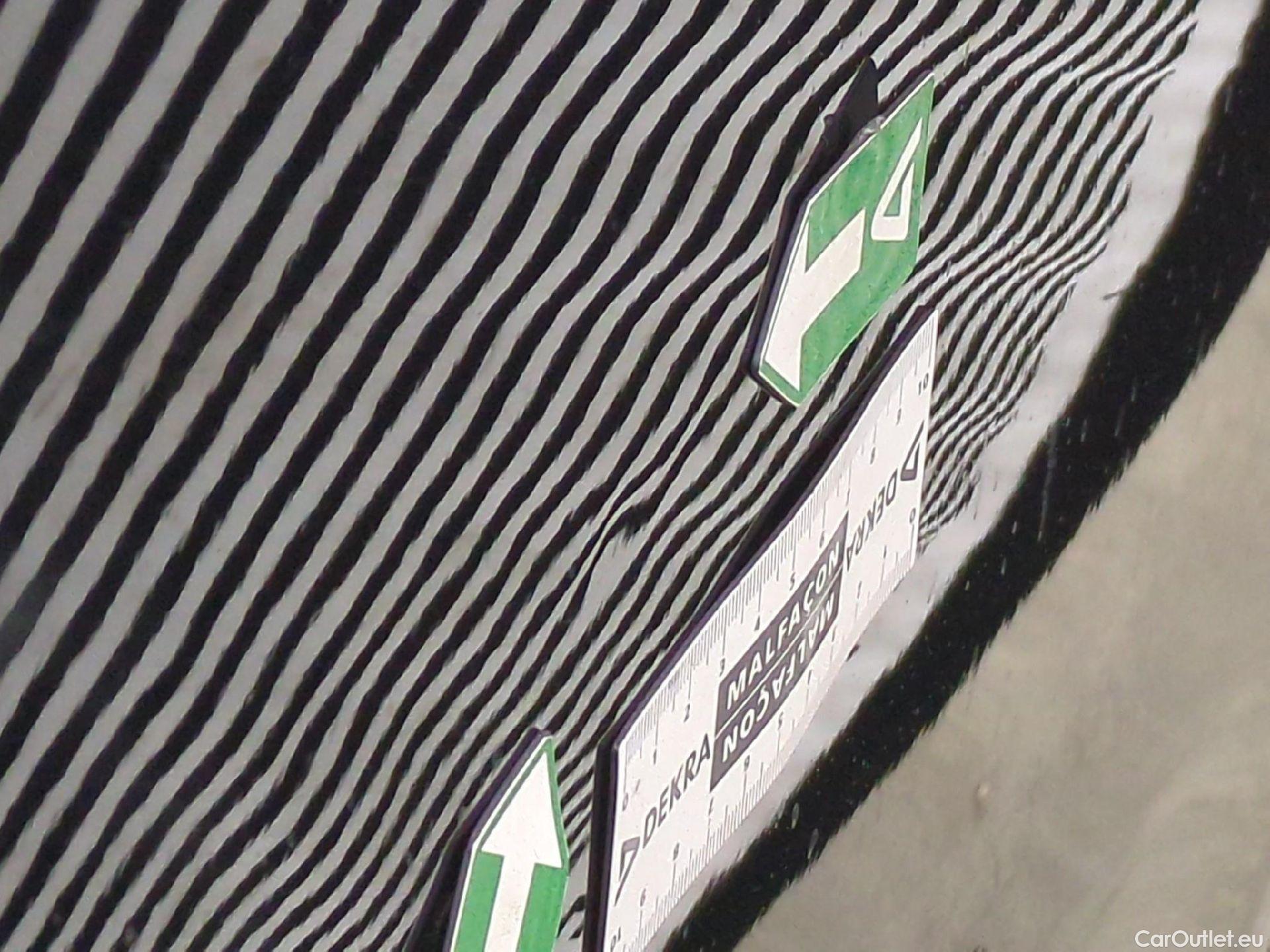  Mercedes  B-Klasse MERCEDES-BENZ Classe B / 2019 / 5P / monospace B 180 d Business Line Edition BA8 #28