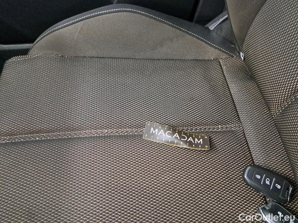  DS  DS7 7 Crossback Bastille 1.5 BlueHDi 130CV BVA8 E6d #43