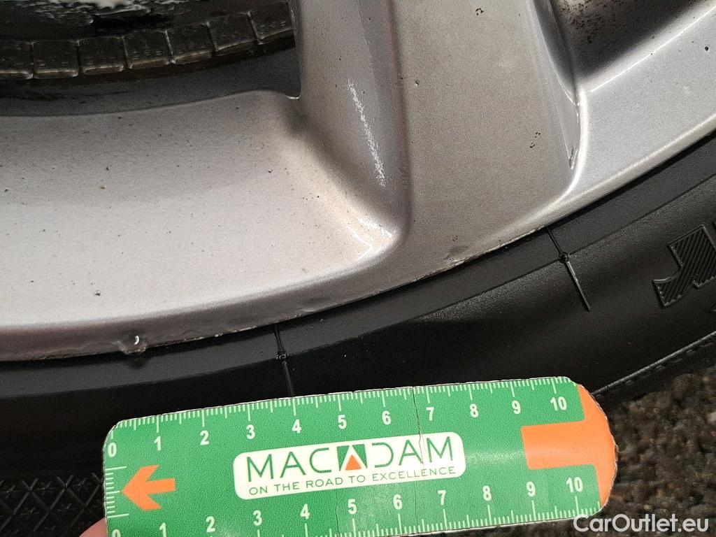  Mazda  CX-30 MAZDA  / 2019 / 5P / Crossover 2.0L e-Skyactiv X M Hybrd Sportline BVA6 #18