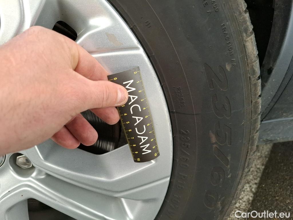  Land Rover  Discovery LAND ROVER  Sport / 2019 / 5P / SUV 1.5 P300e PHEV AUTO 4WD #12