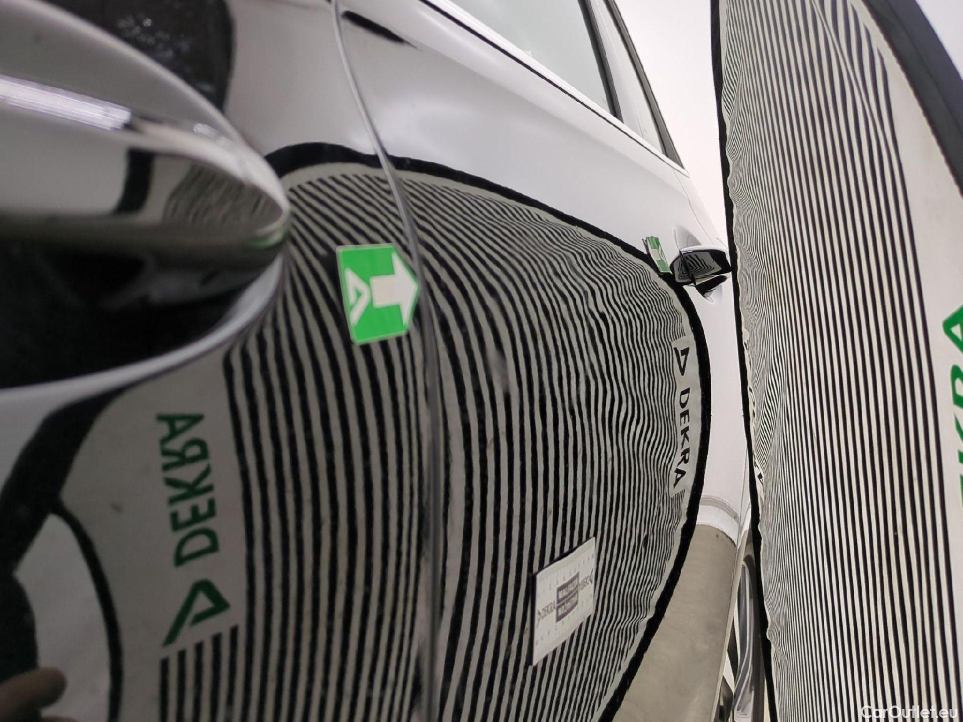  Mercedes  B-Klasse MERCEDES-BENZ Classe B / 2019 / 5P / monospace B 180 d Business Line Edition BA8 #26