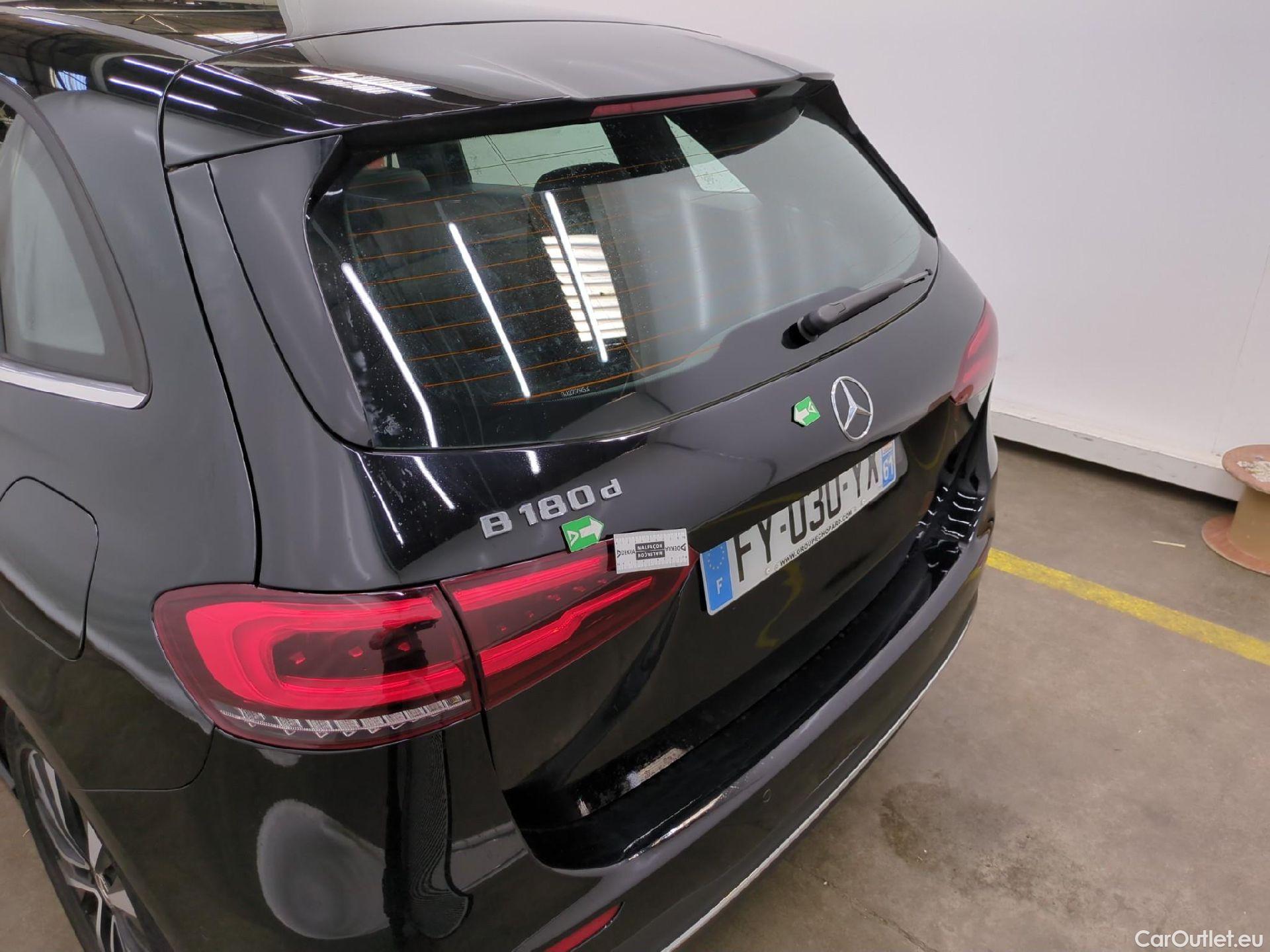  Mercedes  B-Klasse MERCEDES-BENZ Classe B / 2019 / 5P / monospace B 180 d Business Line Edition BA8 #23