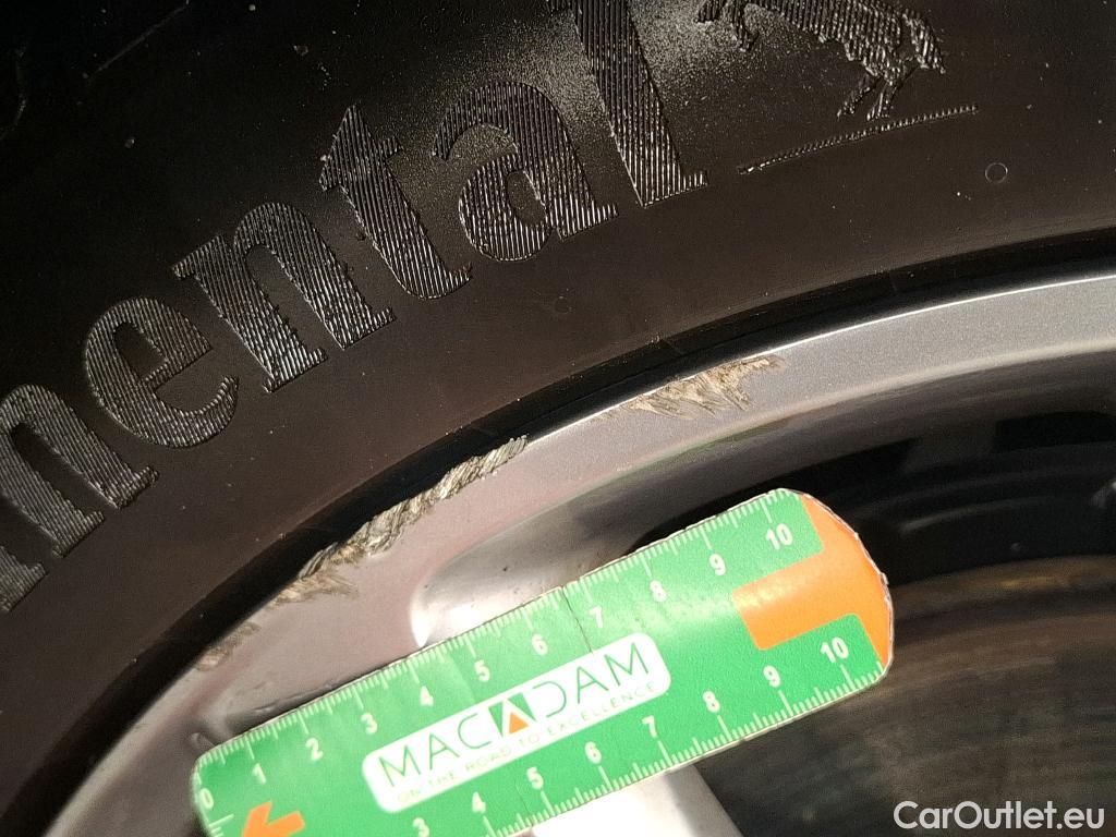  Mazda  CX-30 MAZDA  / 2019 / 5P / Crossover 2.0L e-Skyactiv X M Hybrd Sportline BVA6 #9