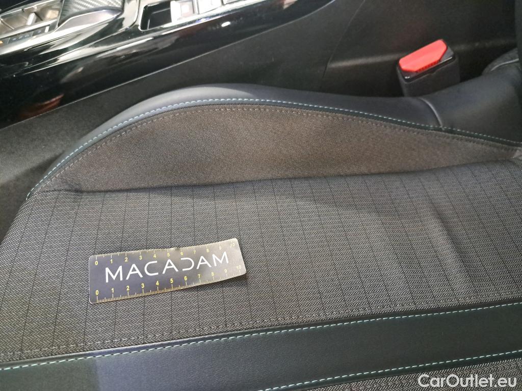  Peugeot  2008  Allure 1.5 HDi 130CV BVA8 E6d #16