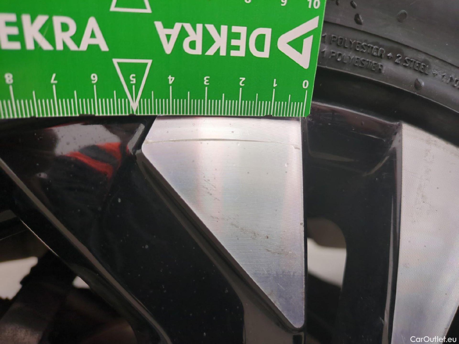  Peugeot  2008  Allure Business 1.5 HDi 130CV BVA8 E6d #17