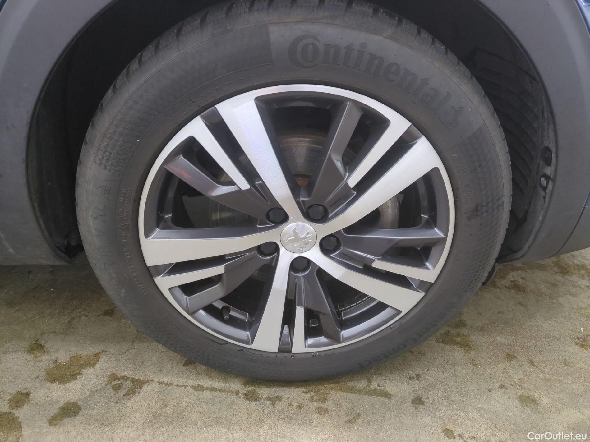  Peugeot  3008  Allure Pack 1.5 HDi 130CV BVA8 E6d #13