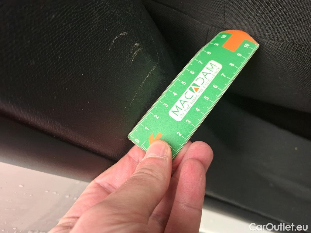  Peugeot  3008  Active Pack 1.5 HDi 130CV BVA8 E6d #8