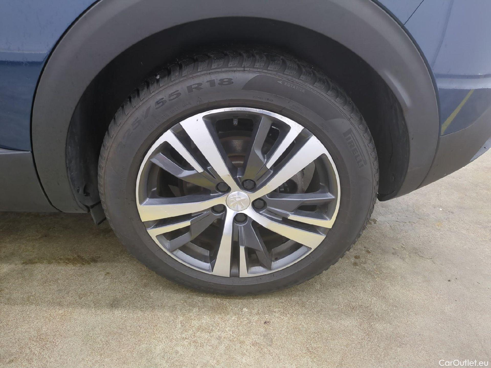  Peugeot  3008  Allure Pack 1.5 HDi 130CV BVA8 E6d #9