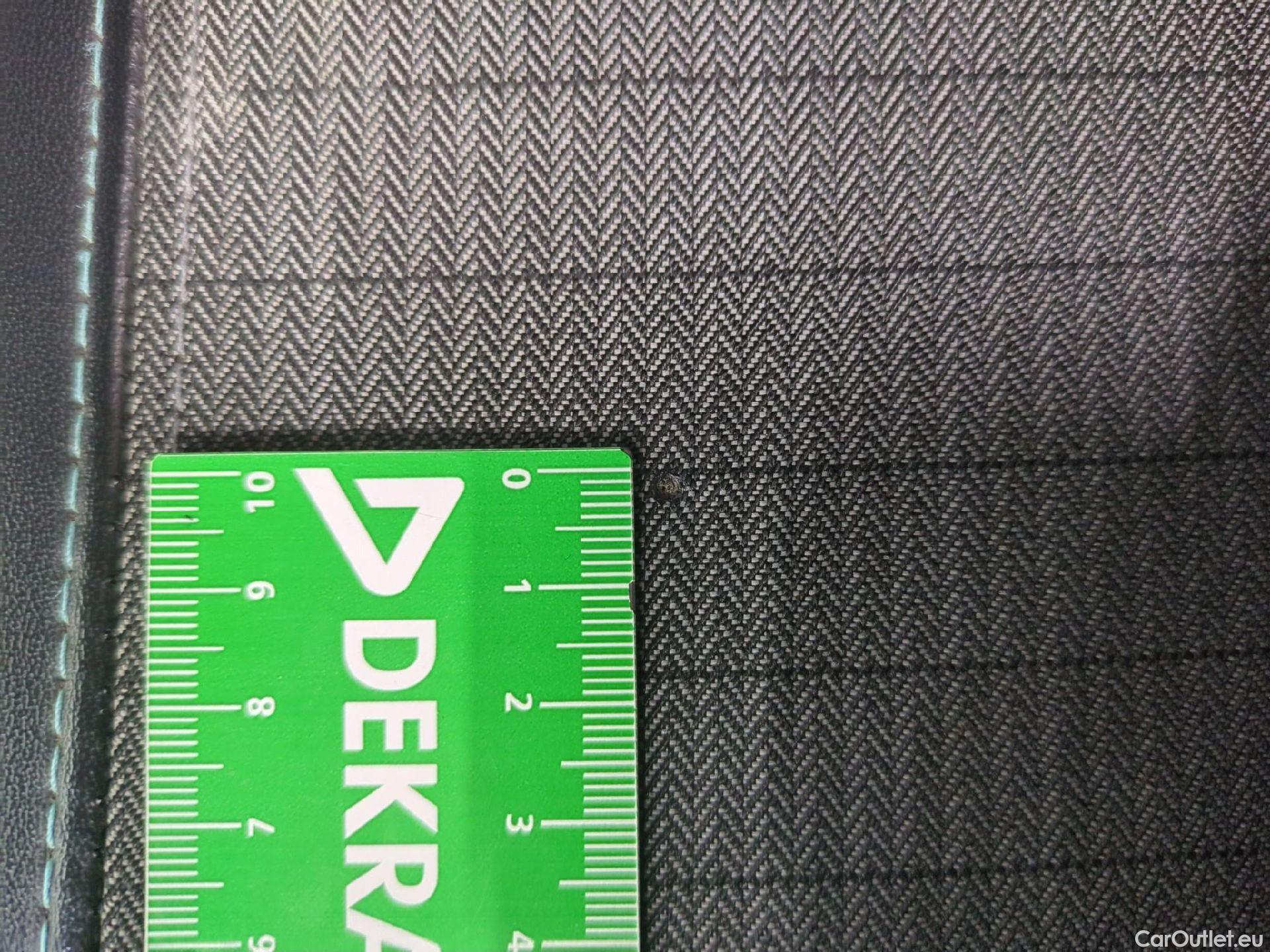  Peugeot  2008  Allure Business 1.5 HDi 130CV BVA8 E6d #1