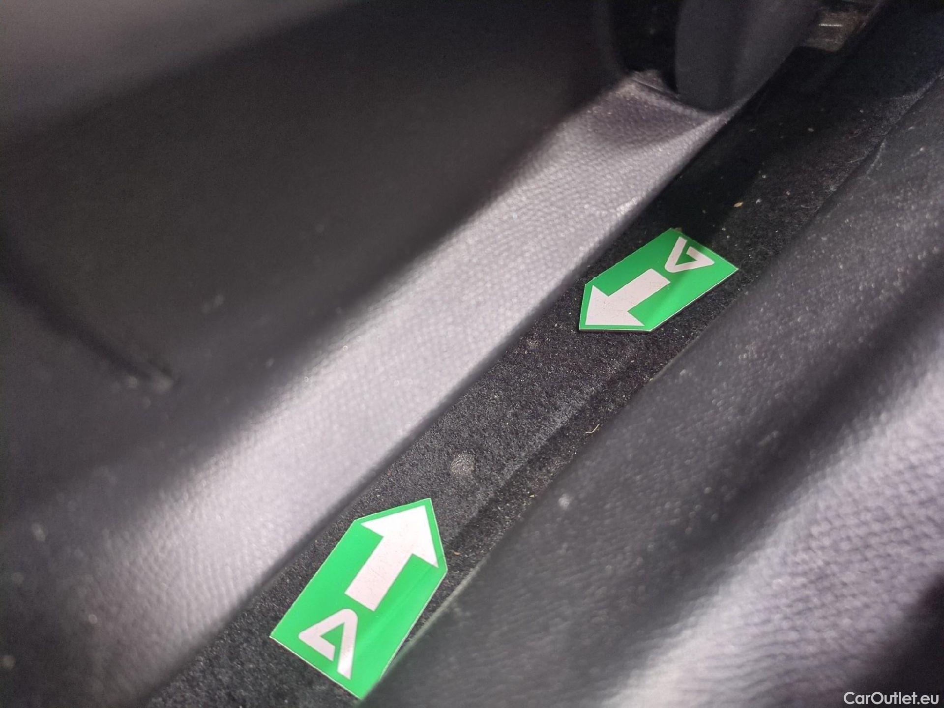  Peugeot  2008  Allure Business 1.5 HDi 130CV BVA8 E6d #3