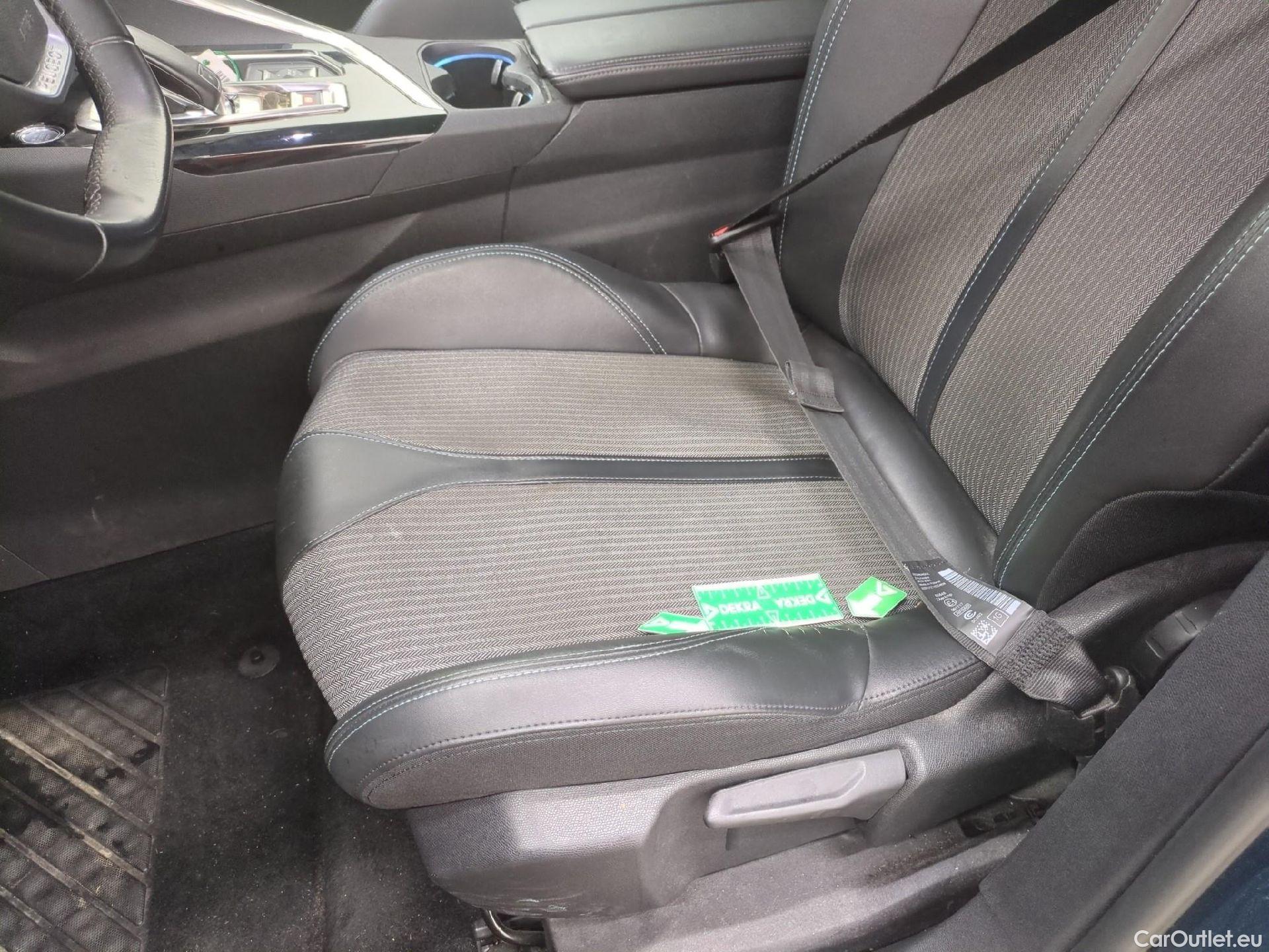  Peugeot  3008  Allure Pack 1.5 HDi 130CV BVA8 E6d #8