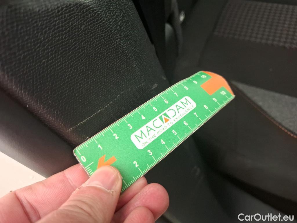  Peugeot  3008  Active Pack 1.5 HDi 130CV BVA8 E6d #7