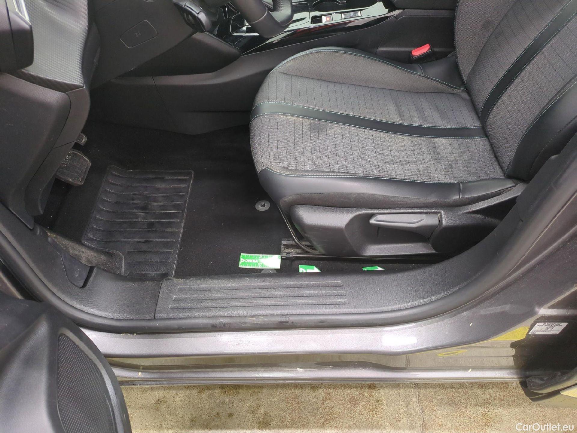  Peugeot  2008  Allure Business 1.5 HDi 130CV BVA8 E6d #6