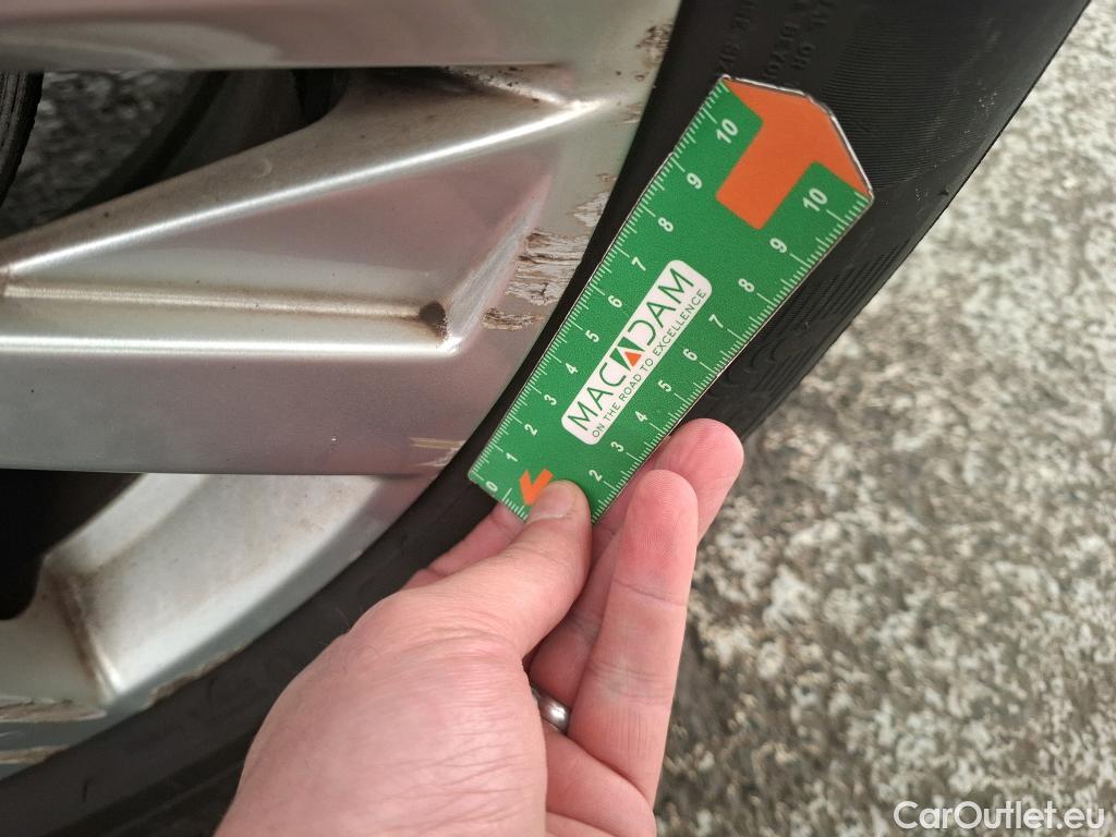  Peugeot  3008  Active Pack 1.5 HDi 130CV BVA8 E6d #3