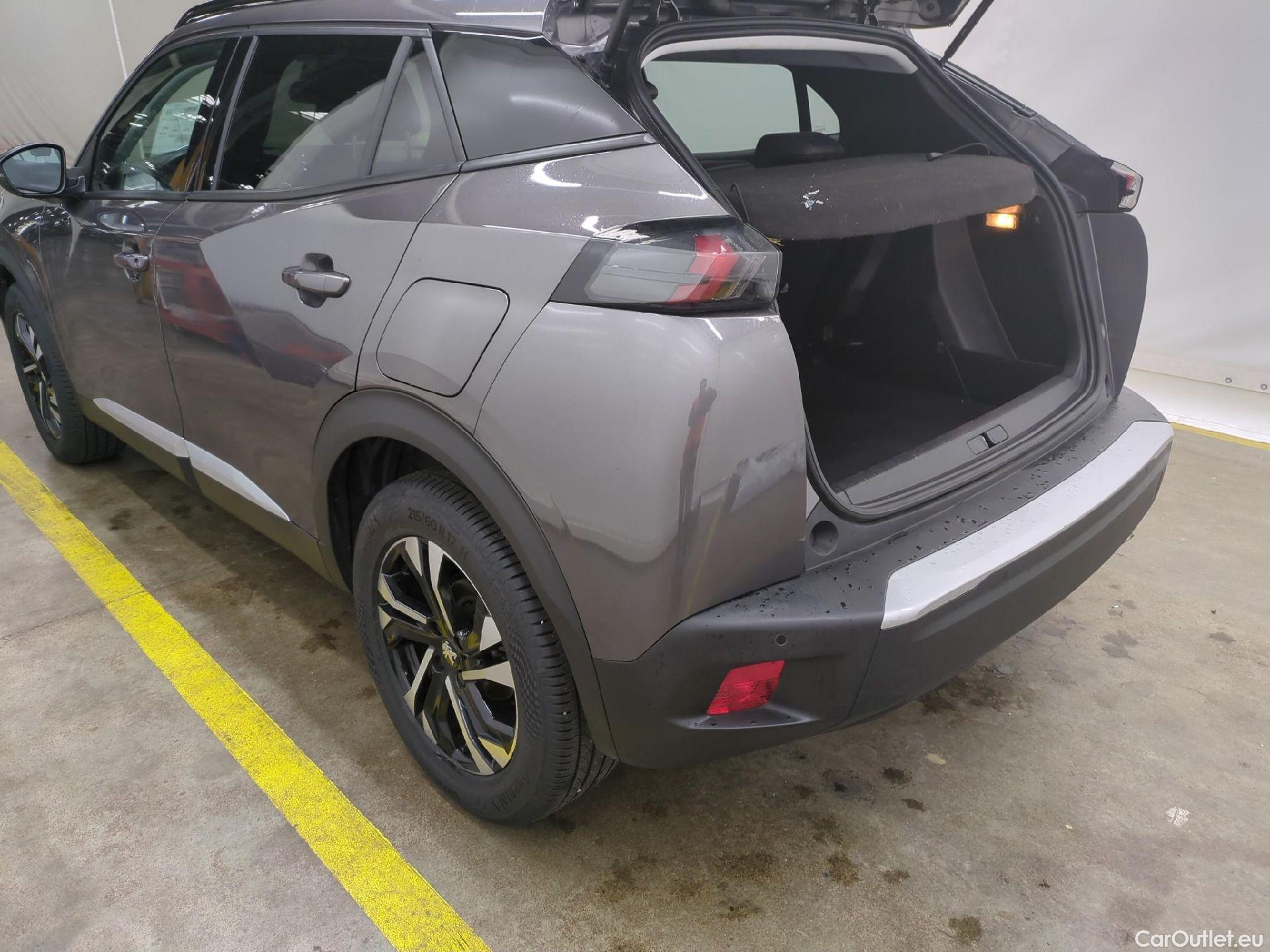  Peugeot  2008  Allure Business 1.5 HDi 130CV BVA8 E6d #41