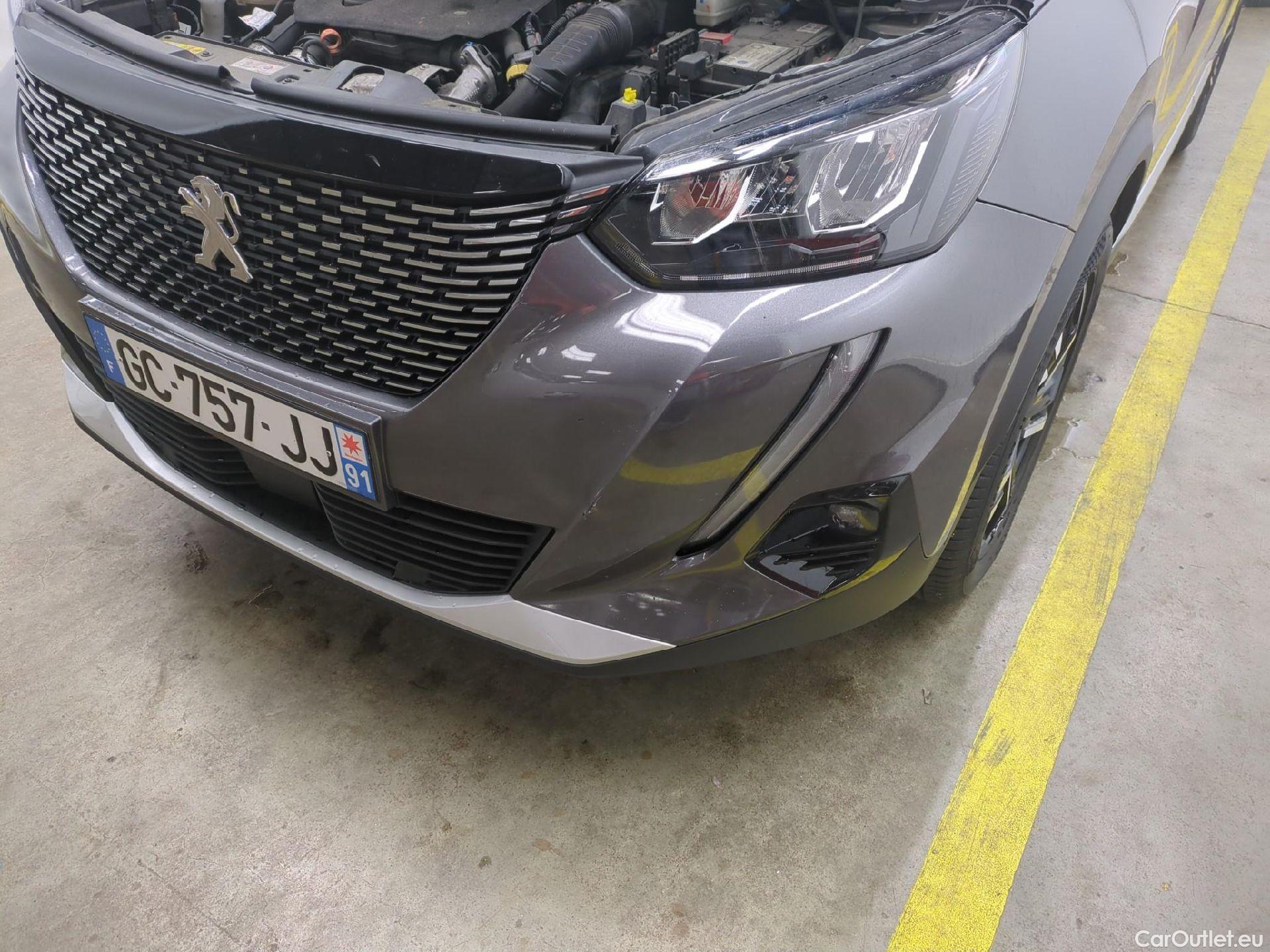  Peugeot  2008  Allure Business 1.5 HDi 130CV BVA8 E6d #30