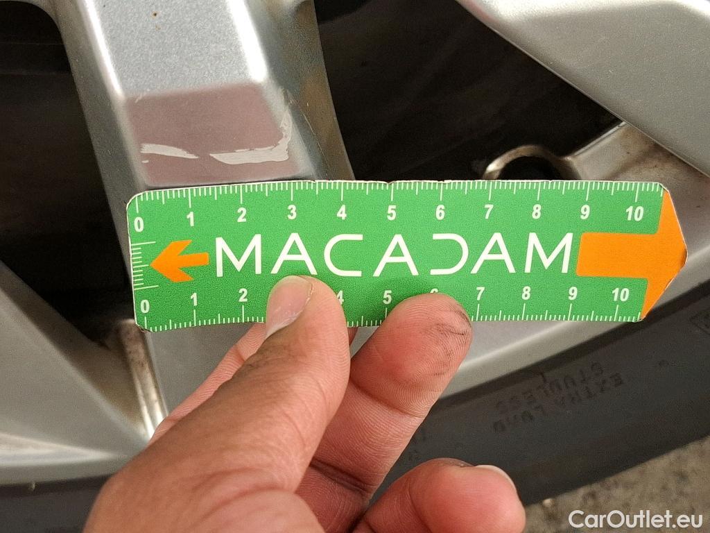  Peugeot  3008  Active Pack 1.5 HDi 130CV BVA8 E6d #92