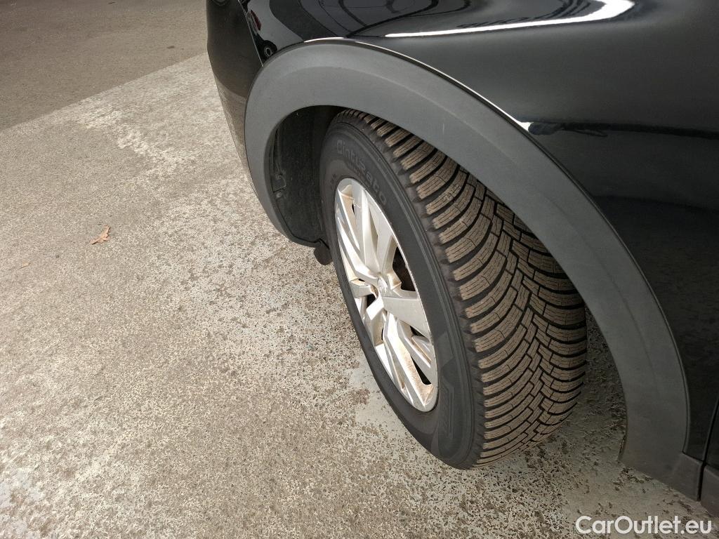  Peugeot  3008  Active Pack 1.5 HDi 130CV BVA8 E6d #98