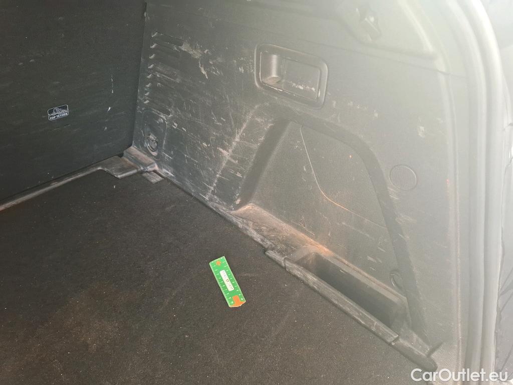  Peugeot  3008  II Style 1.5 HDi 130CV BVA8 E6d #23