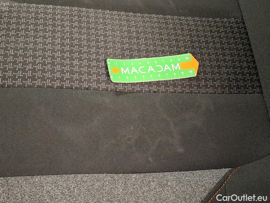  Peugeot  3008  Active Pack 1.5 HDi 130CV BVA8 E6d #81