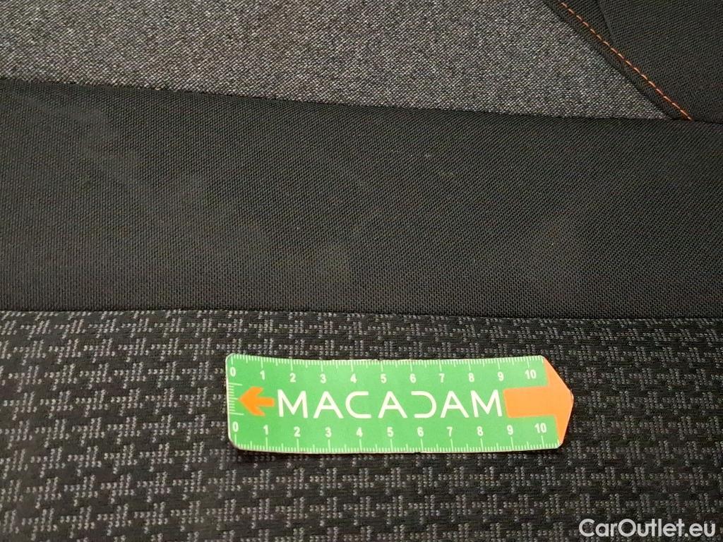  Peugeot  3008  Active Pack 1.5 HDi 130CV BVA8 E6d #82