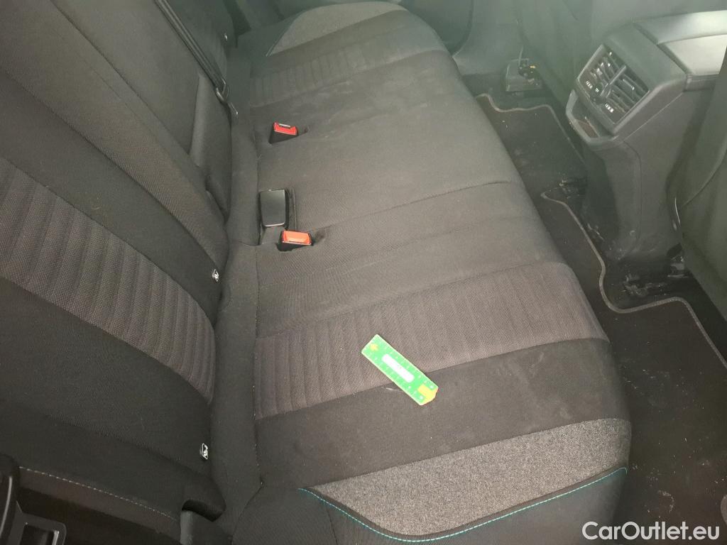  Peugeot  3008  II Style 1.5 HDi 130CV BVA8 E6d #29