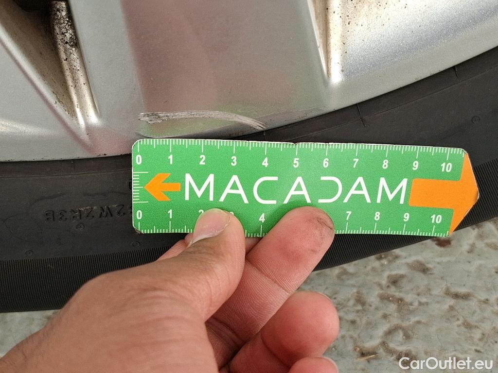  Peugeot  3008  Active Pack 1.5 HDi 130CV BVA8 E6d #108