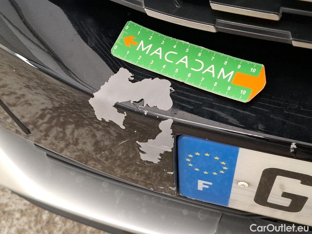  Peugeot  3008  Active Pack 1.5 HDi 130CV BVA8 E6d #16