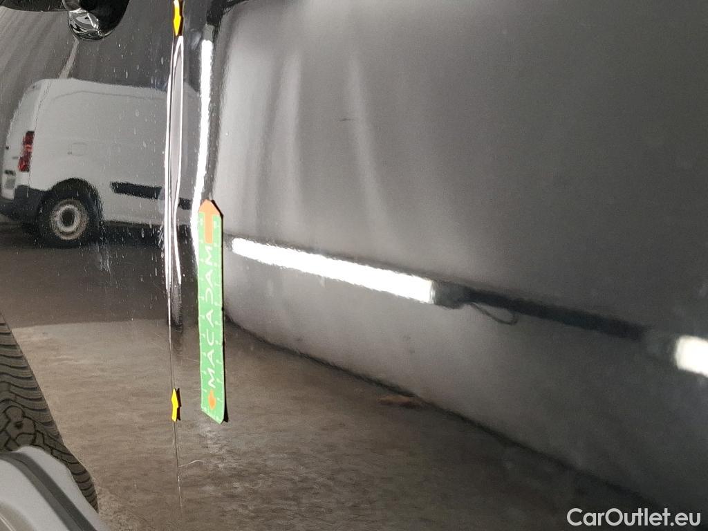  Peugeot  3008  Active Pack 1.5 HDi 130CV BVA8 E6d #8