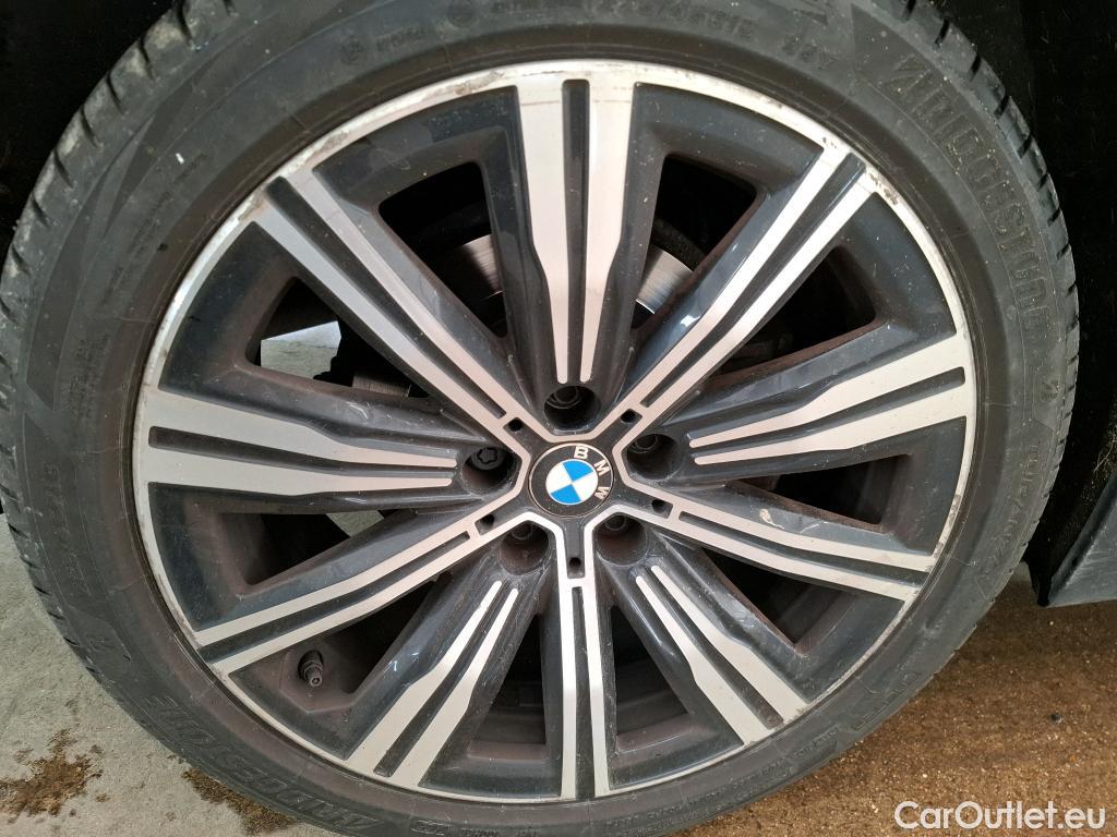  Bmw  Serie 3 BMW Série 3 Berline / 2018 / 4P / Berline 318d 150ch Business Design BVA8 #37