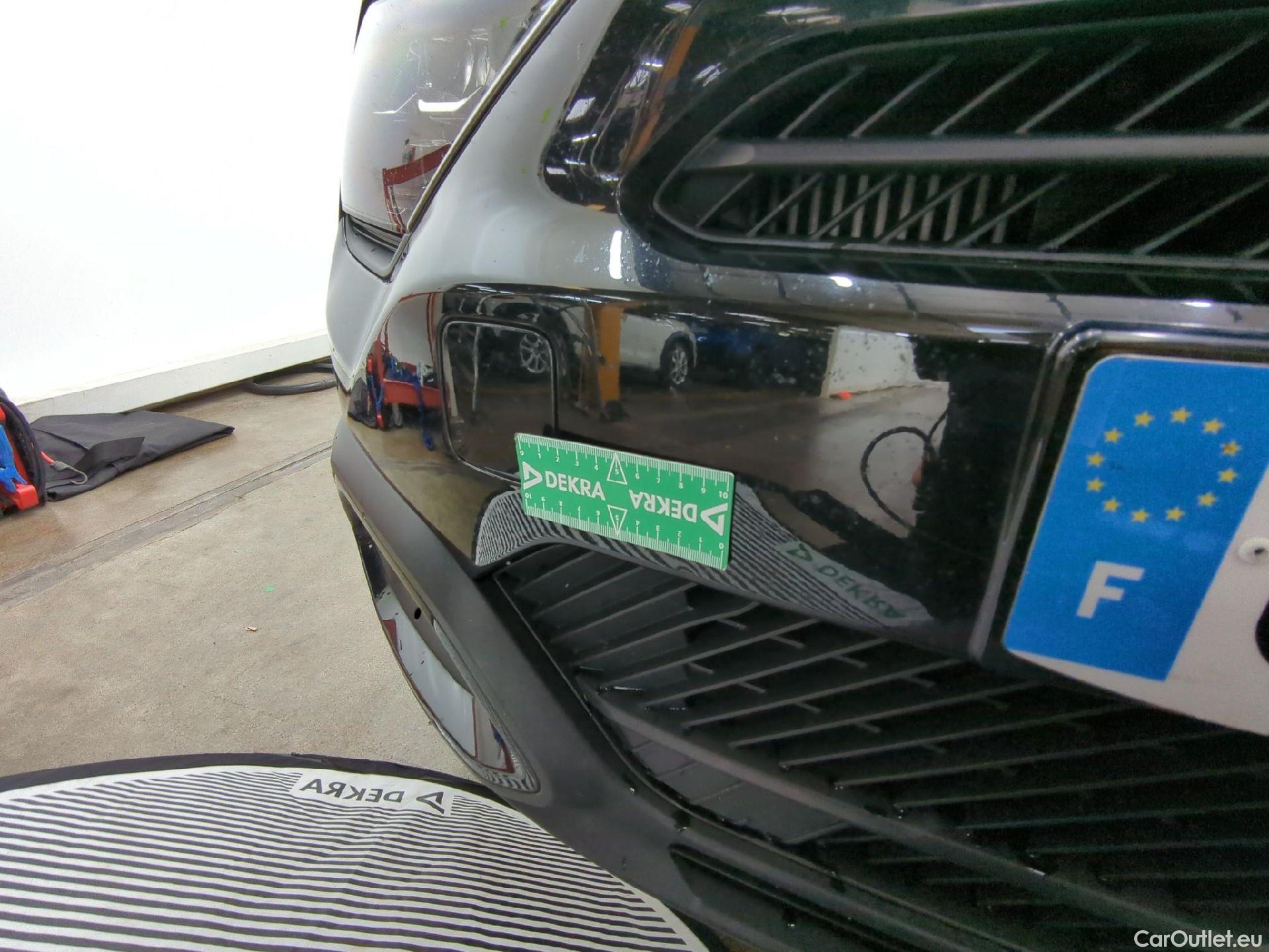  Citroen  C4  X Feel Pack 1.2 PureTech 130CV BVA8 6E #2