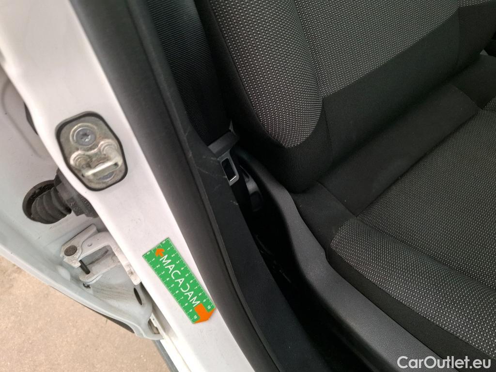  Citroen  C3 CITROEN  Société / 2020 / 5P / Berline / VU BlueHDi 100 SandS BVM6 Feel Nav #12