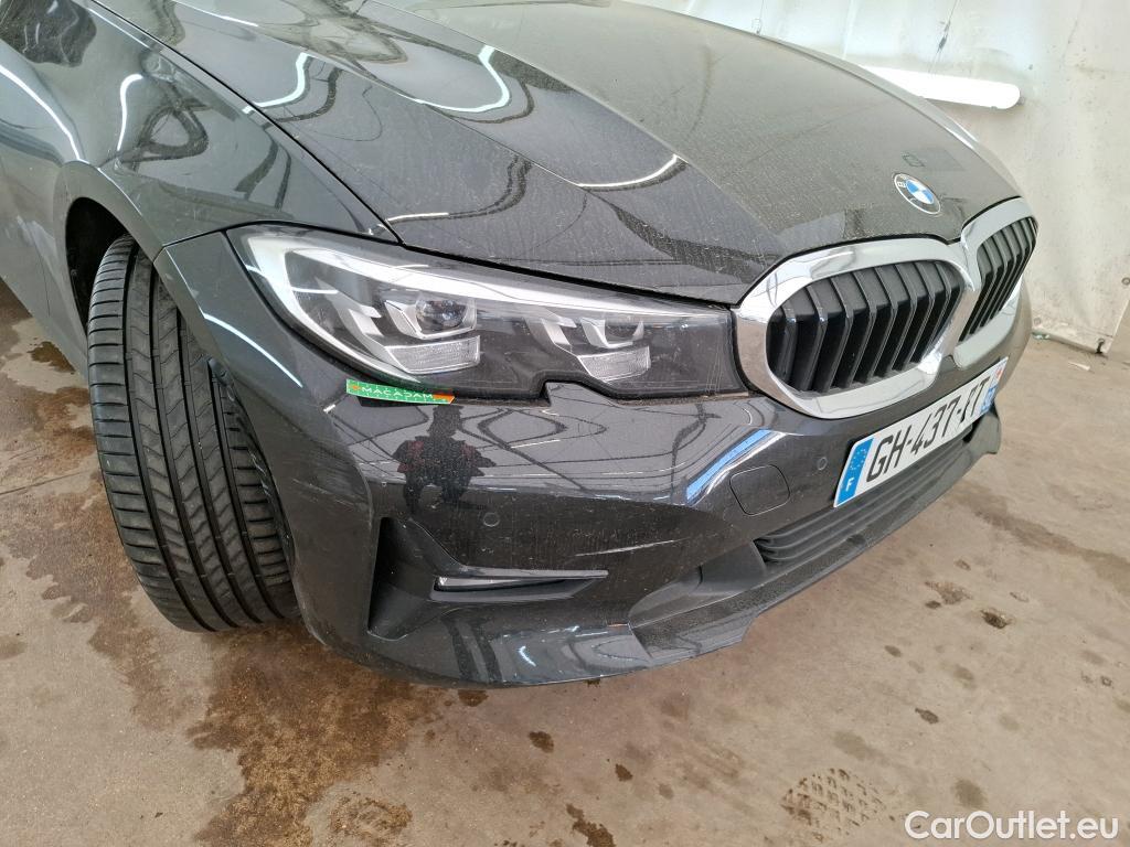  Bmw  Serie 3 BMW Série 3 Berline / 2018 / 4P / Berline 318d 150ch Business Design BVA8 #19