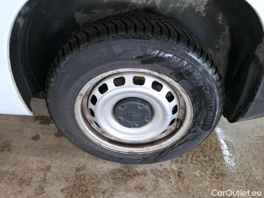  Citroen  Berlingo  Fourgon Club M 650 1.5 BlueHDi 75CV BVM5 E6dT #21