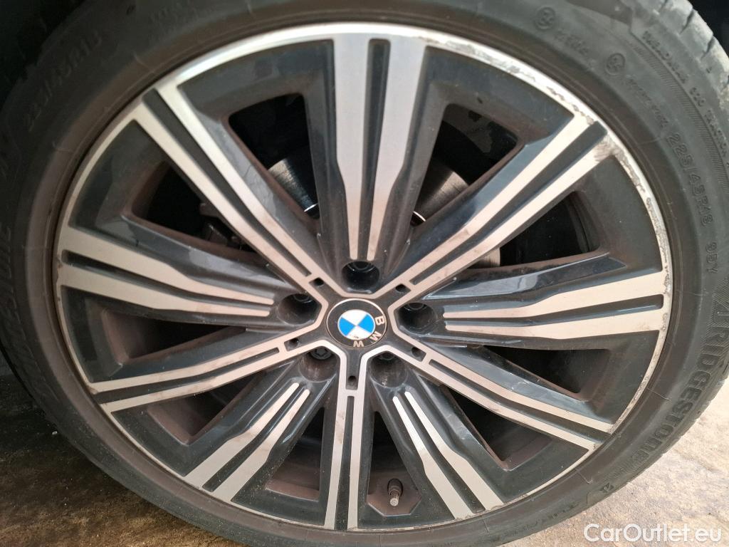  Bmw  Serie 3 BMW Série 3 Berline / 2018 / 4P / Berline 318d 150ch Business Design BVA8 #43