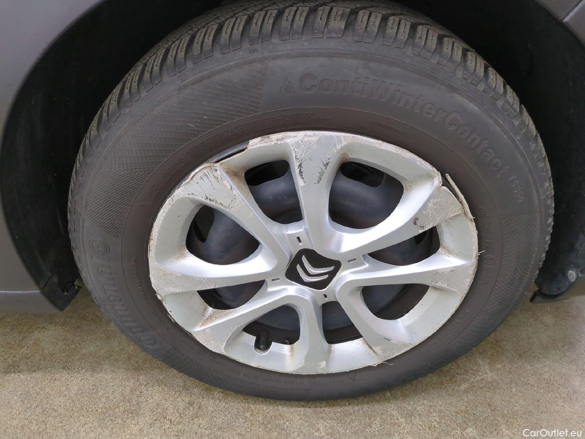  Citroen  C3  Société Feel 1.5 BlueHDI 100CV BVM5 E6dT #1