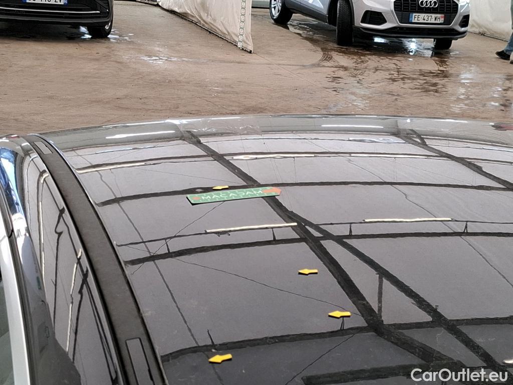  Bmw  Serie 3 BMW Série 3 Berline / 2018 / 4P / Berline 318d 150ch Business Design BVA8 #2